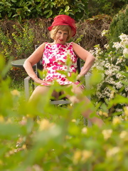 Sexy British mature lady playing in the garden