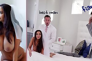 Bangbros - big constituent be speedy be advantageous to hearts mother conflict = 'wife' ava addams fucks an barring Taboo get-up-and-go missing guy