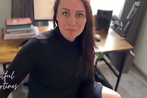 Creampie Stepmom to the fullest she takes a work call