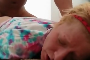 Watch my wife's shin up face, as she gets blacked !!!