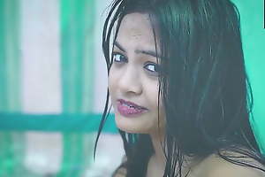 POV Queen Natasha Has Sexual intercourse After Bath with Her Husband in Hindi